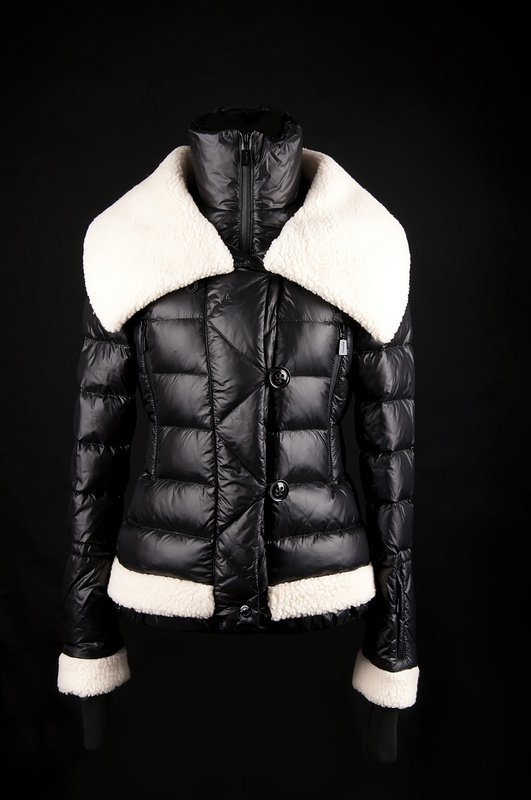 Piumini Moncler Wool Collare Nero