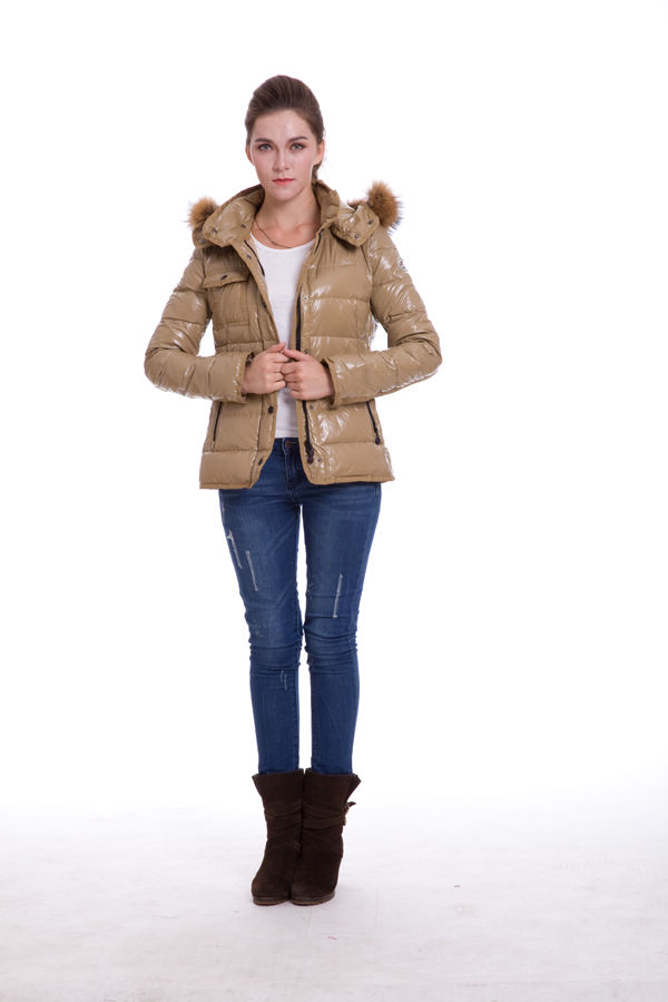 Piumini Moncler Donna Breve Outerwear Apricot